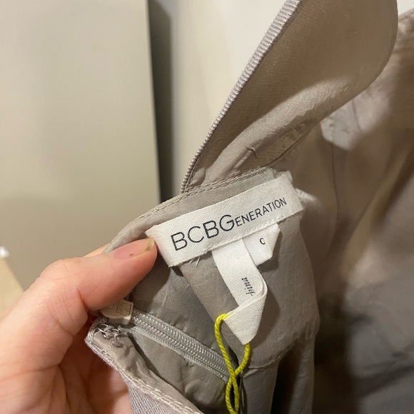BCBG Dress Size 0 - Picture 3 of 3